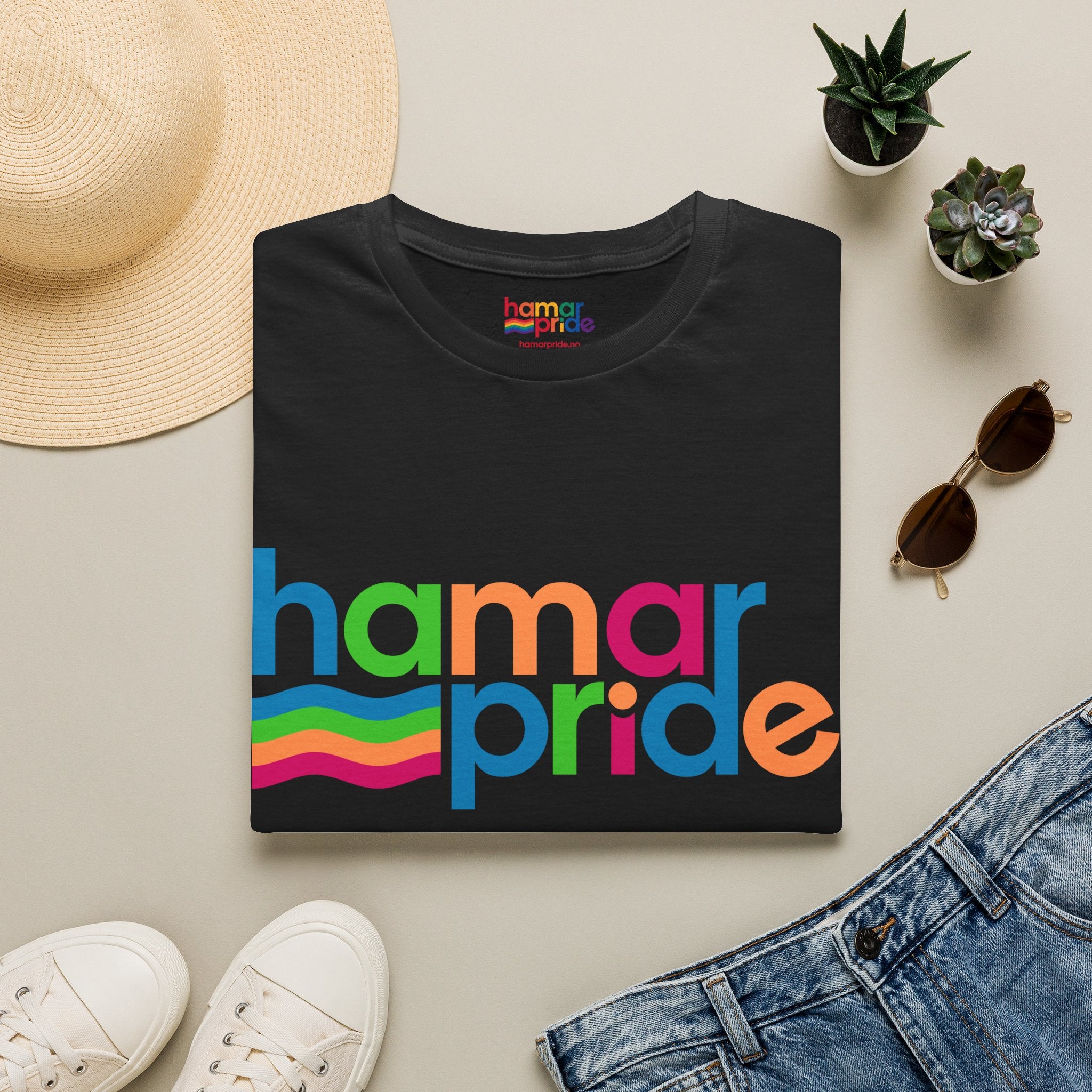 Hamar Pride Tee - Panromantic Pride